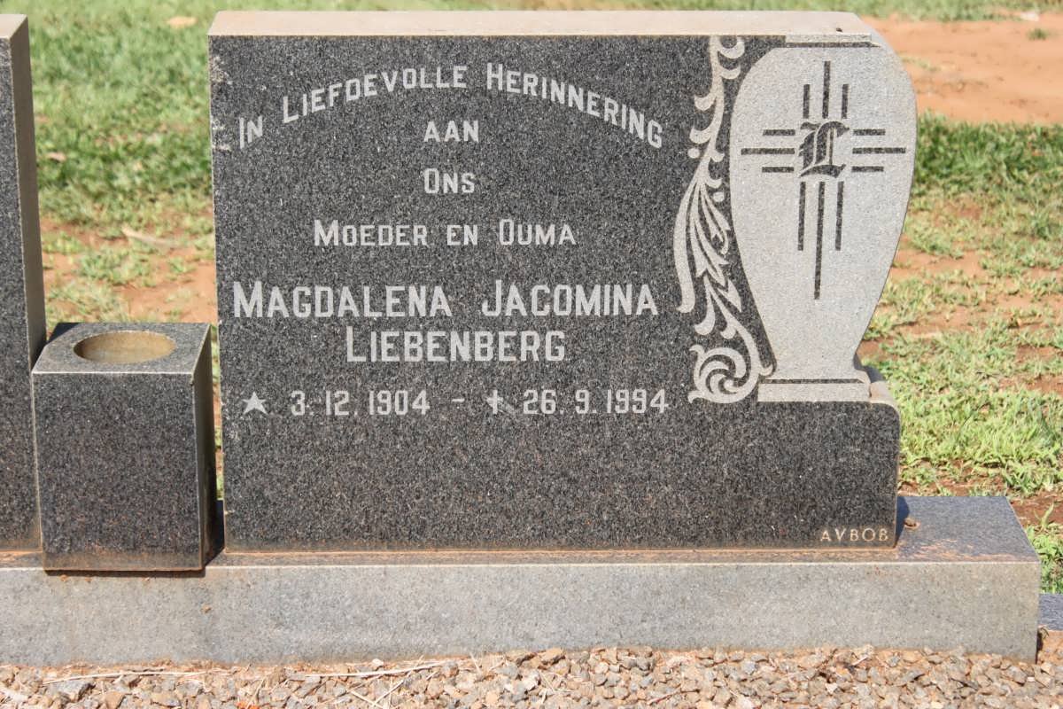 LIEBENBERG Magdalena Jacomina 1904-1994