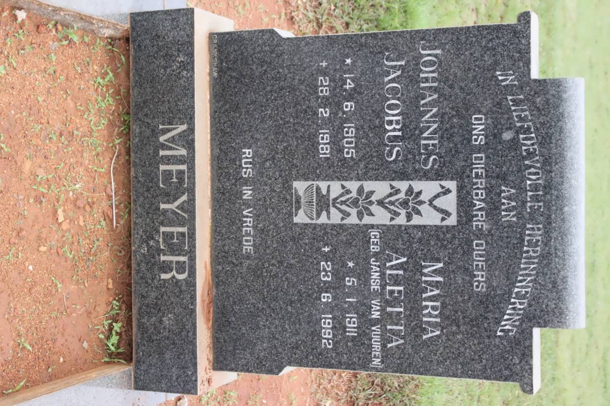 MEYER Johannes Jacobus 1905-1981 &amp; Maria Aletta JANSE VAN VUUREN 1911-1992