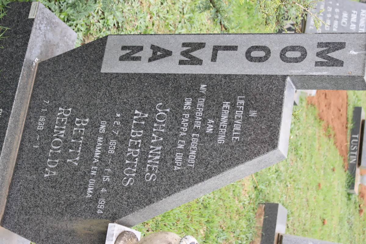 MOOLMAN Johannes Albertus 1938-1994 &amp; Betty Reinolda 1939-
