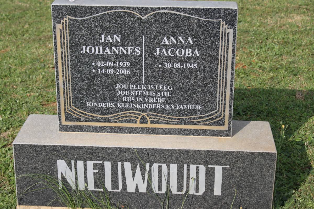 NIEUWOUDT Jan Johannes 1939-2006 &amp; Anna Jacoba 1945-