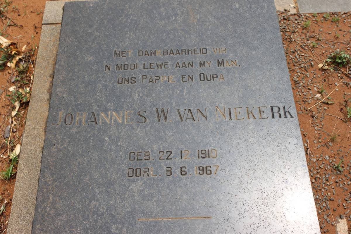 NIEKERK Johannes W., van 1910-1967 &amp; Catharina E. POTGIETER 1917-1988