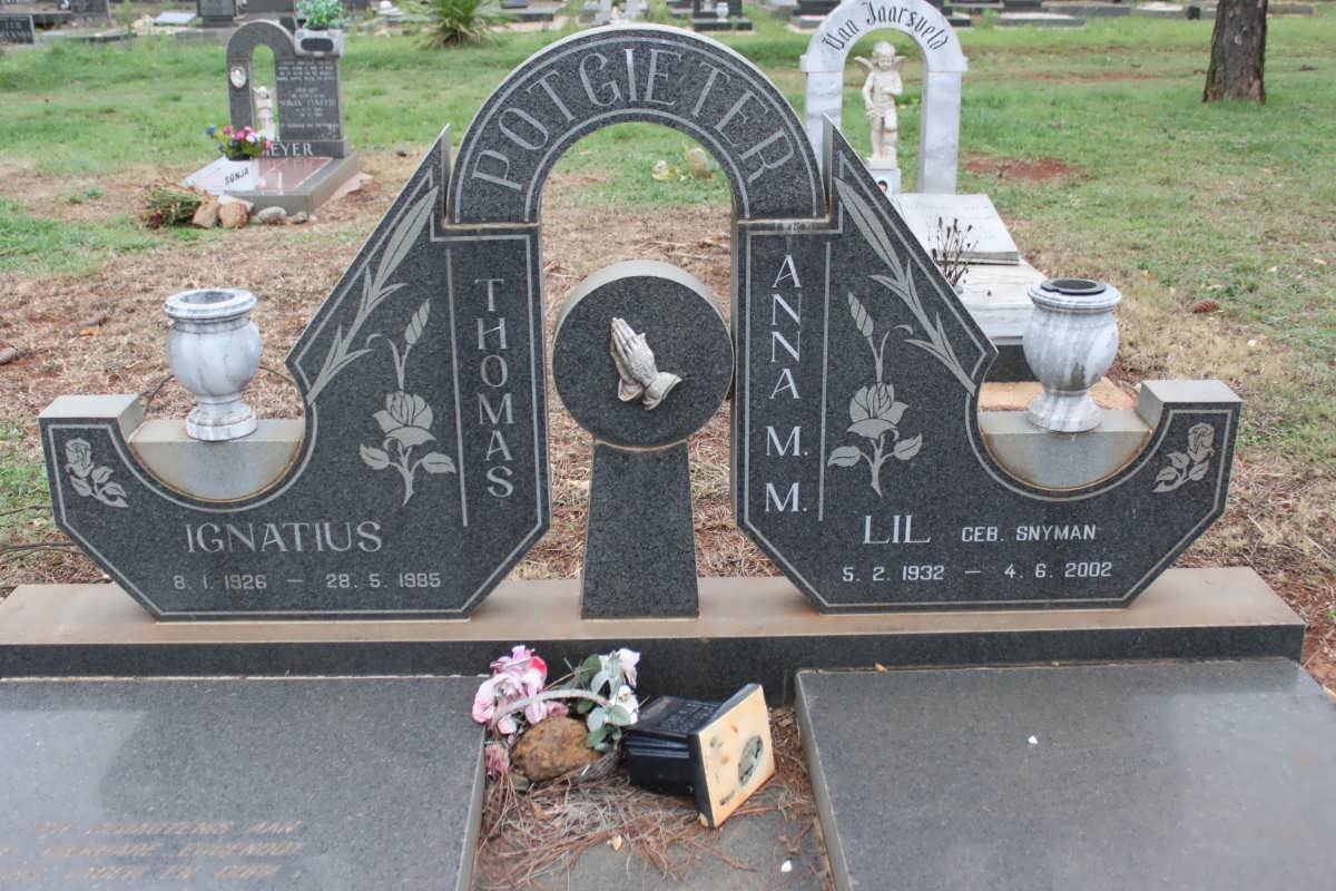 POTGIETER Thomas Ignatius 1926-1985 &amp; Anna M.M. SNYMAN 1932-2002