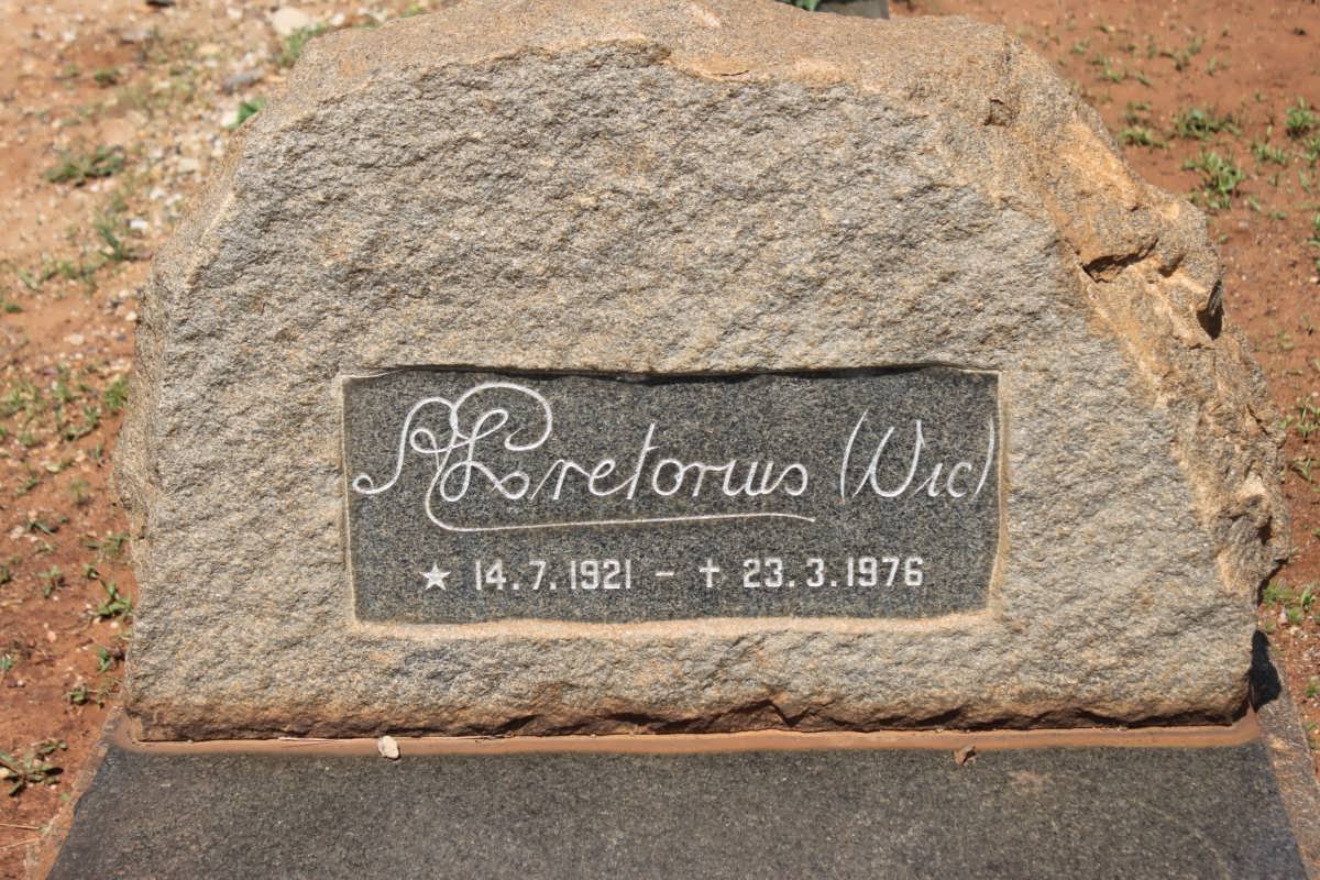 PRETORIUS Vic 1921-1976