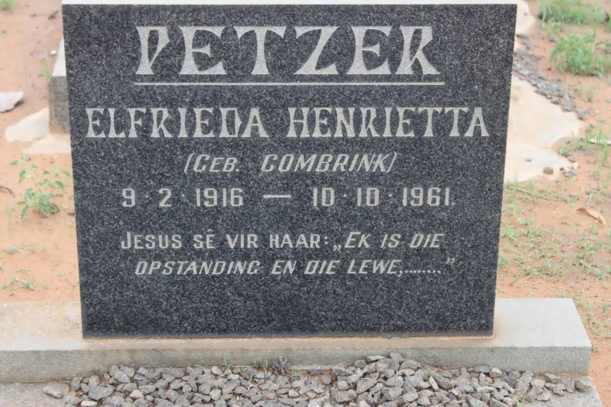 PETZER Elfrieda Henrietta nee COMBRINK 1916-1961