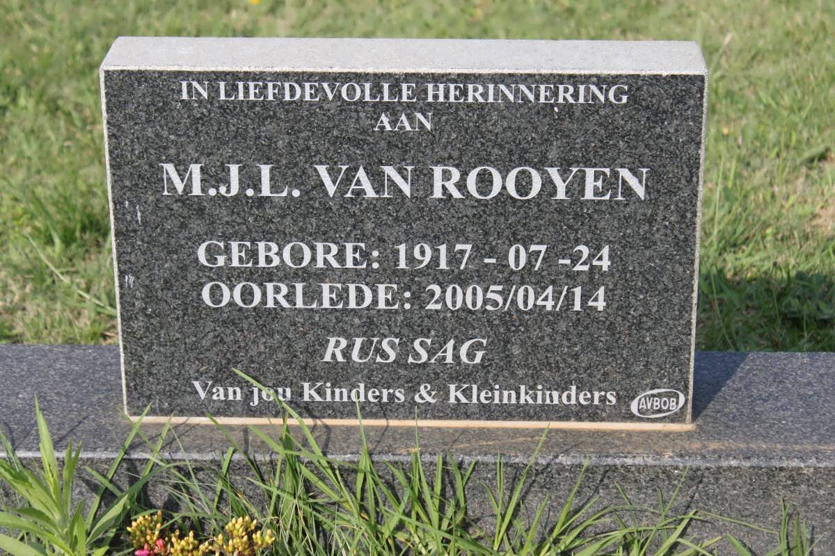 ROOYEN M.J.L., van 1917-2005