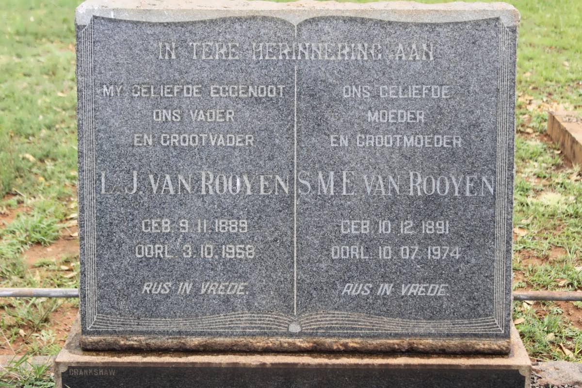 ROOYEN L.J., van 1889-1958 &amp; S.M.E. 1891-1974