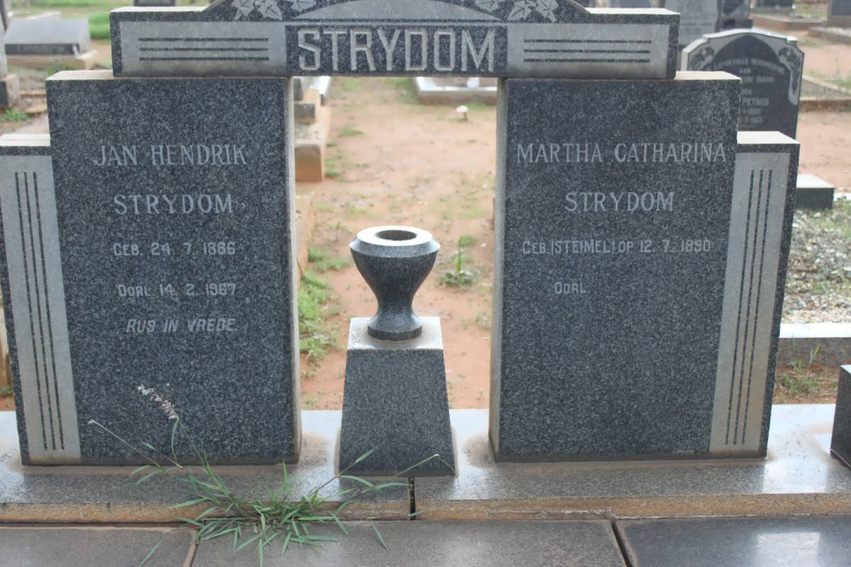 STRYDOM Jan Hendrik 1886-1967 &amp; Martha Catharina STEIMEL 1890-