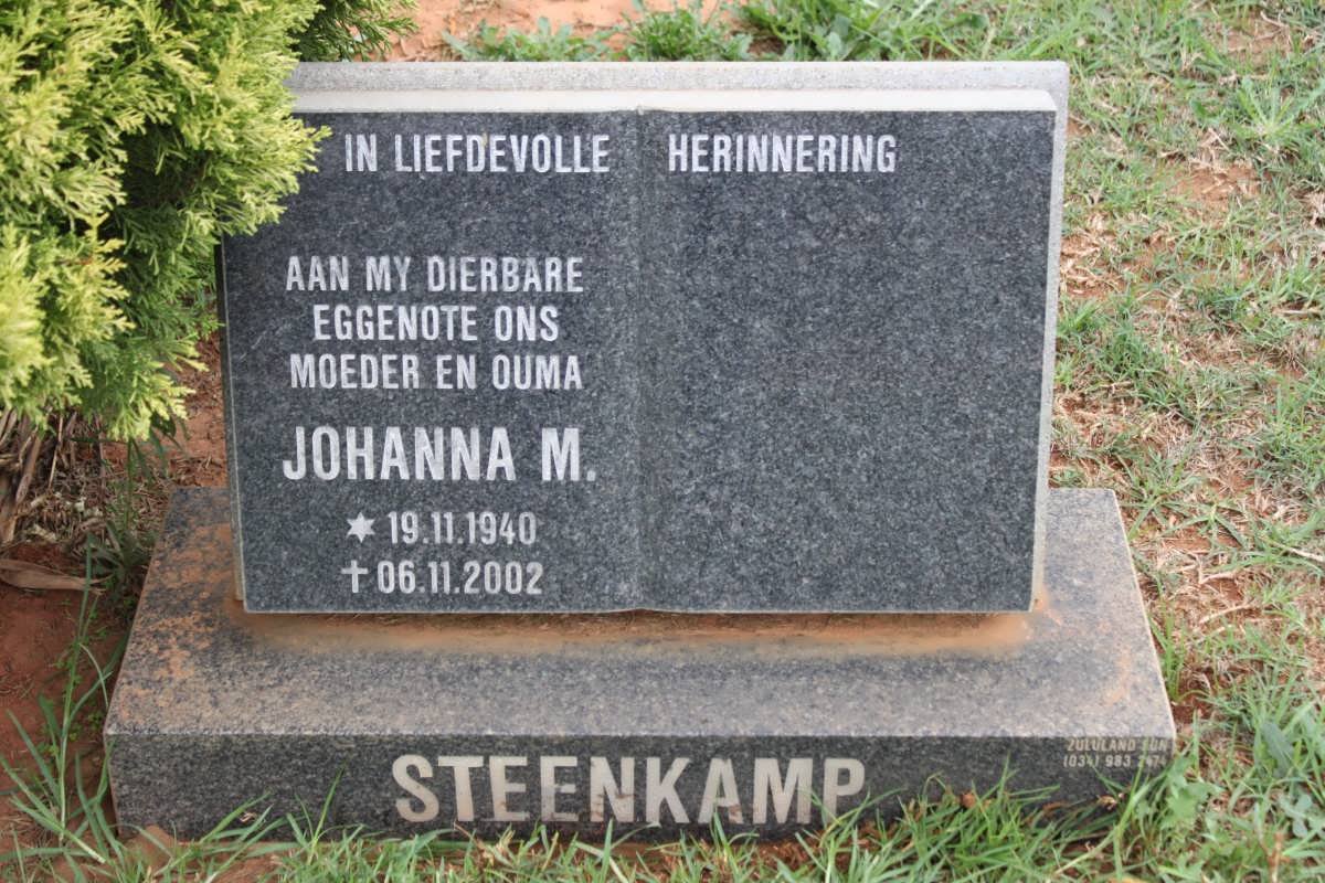 STEENKAMP Johanna M. 1940-2002