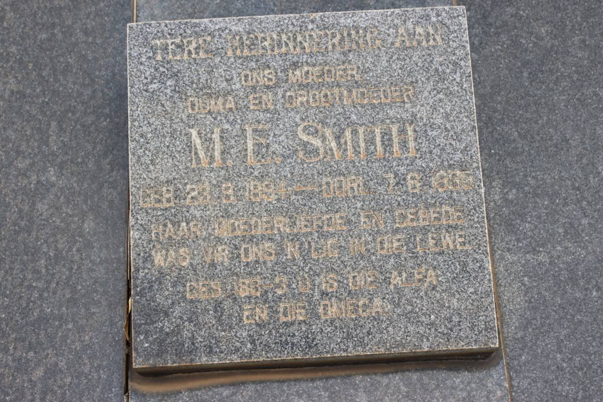 SMITH M.E. 1894-1965