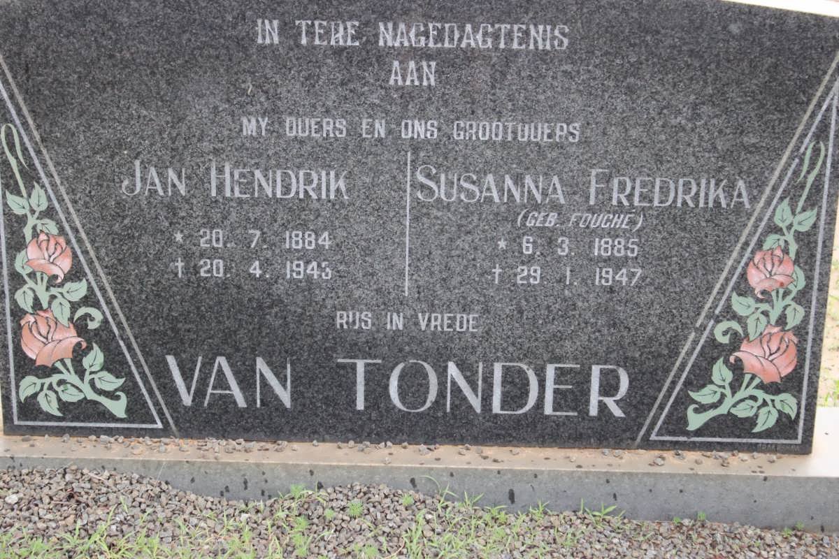 TONDER Jan Hendrik, van 1884-1943 &amp; Susanna Fredrika FOUCHE 1885-1947