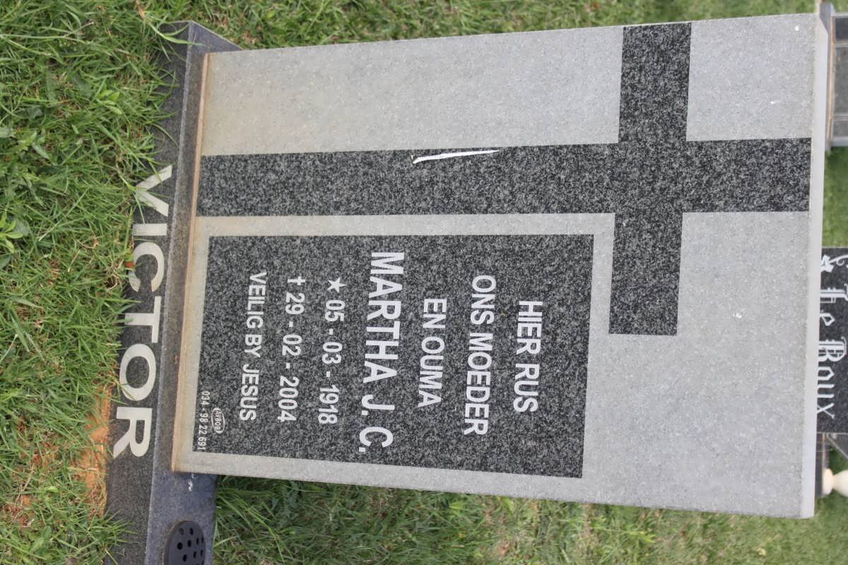 VICTOR Martha J.C. 1918-2004
