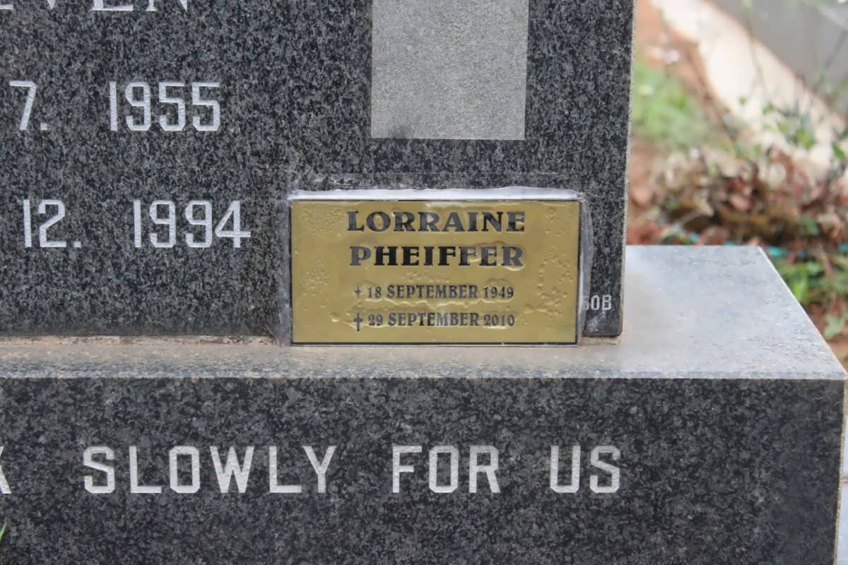 PHEIFFER Lorraine 1949-2010