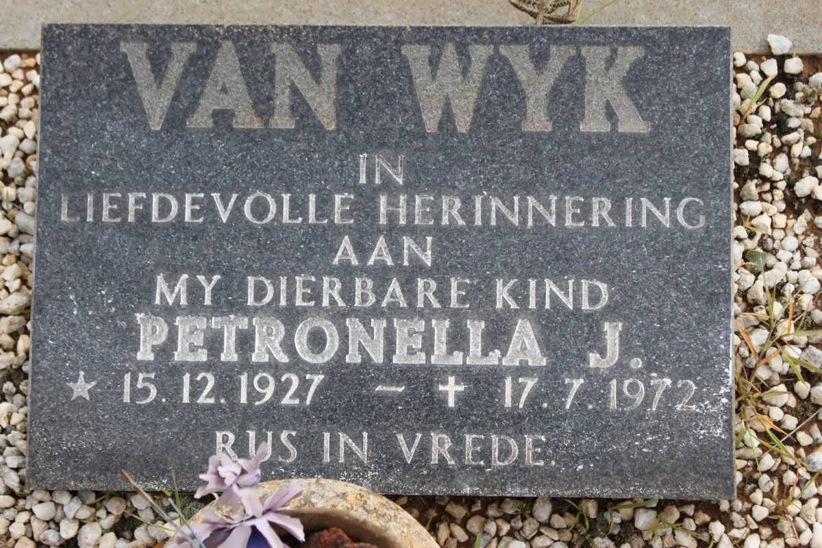 WYK Petronella J., van  1927-1972