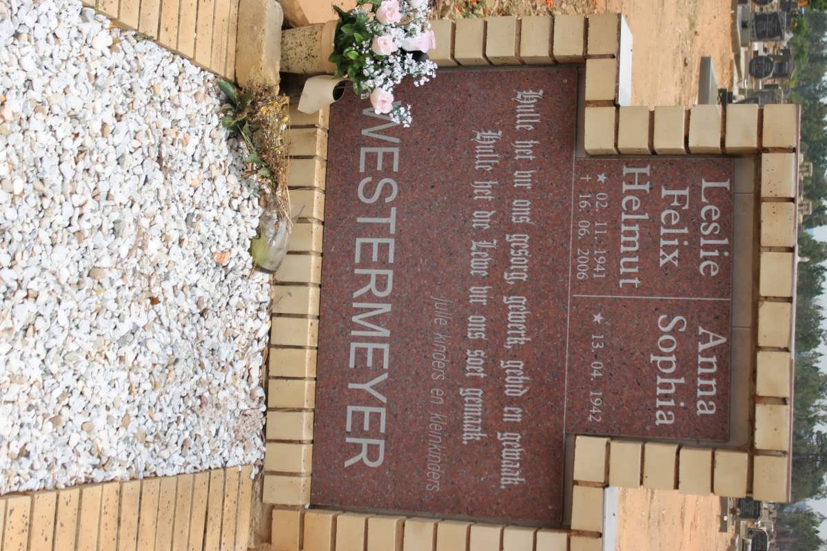 WESTERMEYER Leslie Felix Helmut 1941-2006 &amp; Anna Sophia 1942-