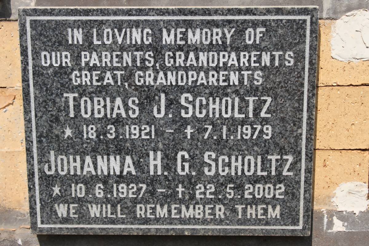 SCHOLTZ Tobias J. 1921-1979 &amp; Johanna H.G. 1927-2002