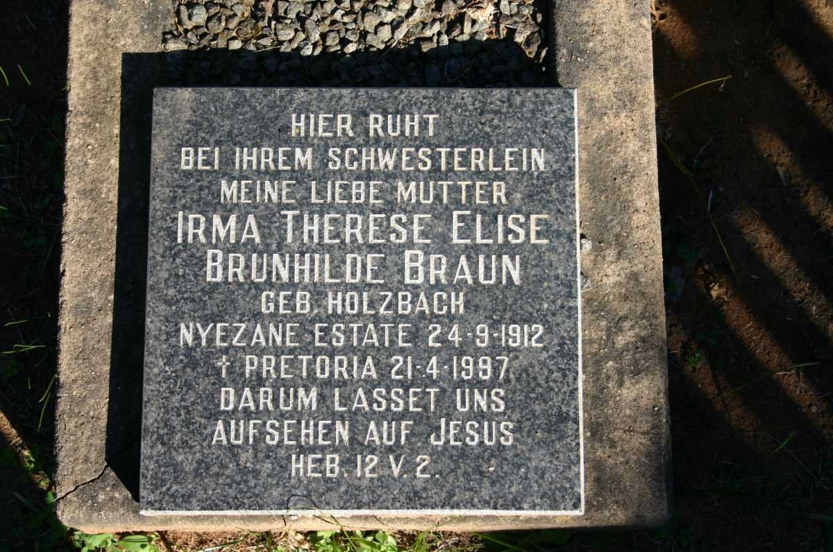 BRAUN Irma Therese Elise Brunhilde nee HOLZBACH 1912-1997