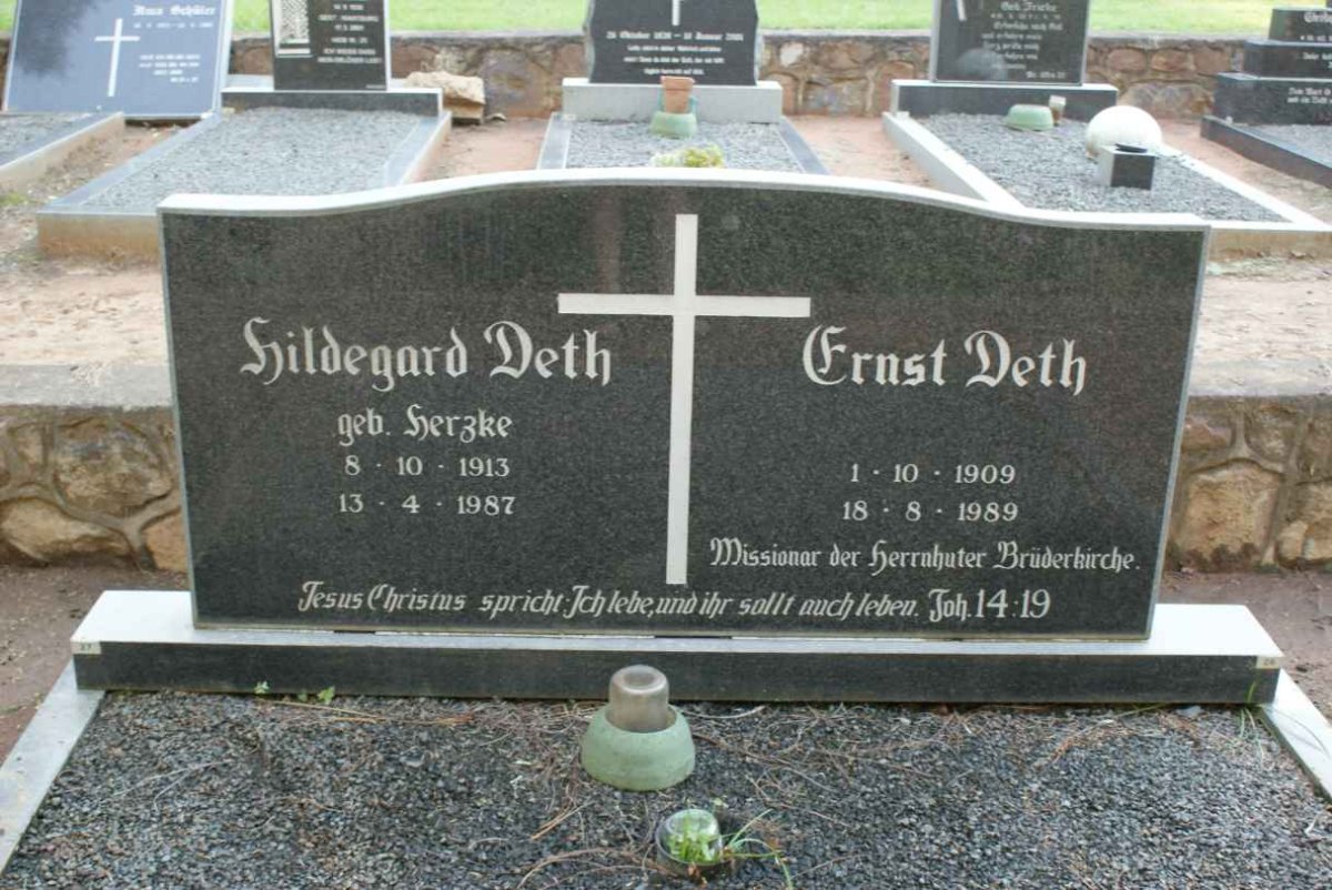 DETH Ernst 1909-1989 &amp; Hidegard HERZKE 1913-1987