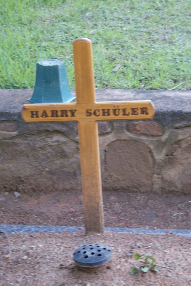 SCHULER Harry
