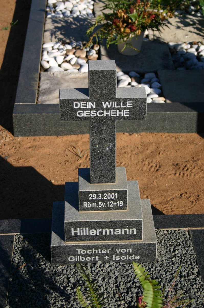 HILLERMANN Daughter  -2001