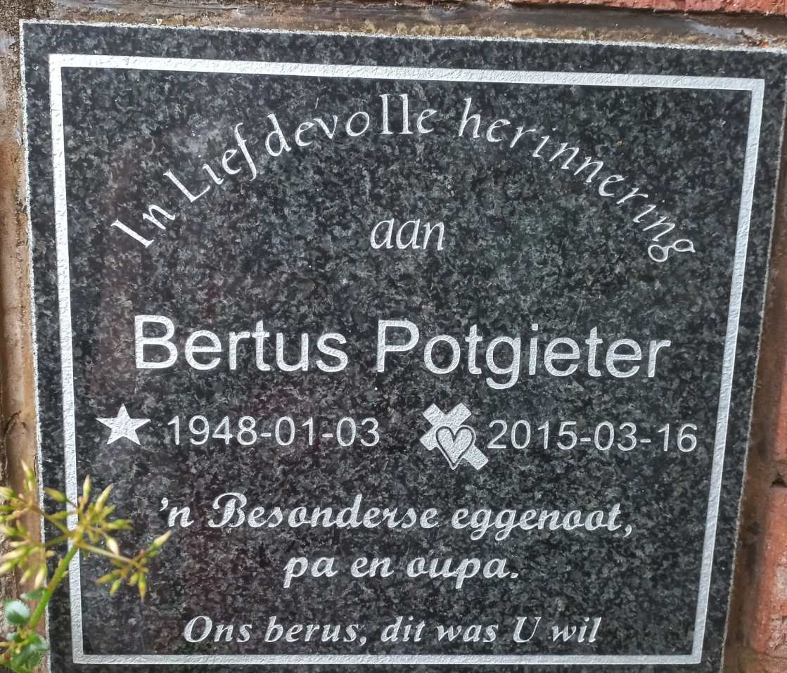 POTGIETER Bertus 1948-2015